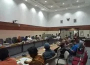 Anggota DPRD Provinsi Riau Komisi IV, mengundang Serikat supir truk Pekanbaru (SSTP)