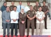 Ketua DPRD Provinsi Riau H.Indra Gunawan Eet, PhD. Silaturahmi dengan Kajati Pekanbaru