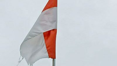 Lagi- lagi ! Bendera Yang Sangat Memprihatinkan Berkibar di Kantor Kelurahan Industritenayan