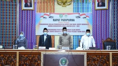 Paripurna Pemberhentian dan Penetapan Bupati dan Wakil Bupati Bengkalis