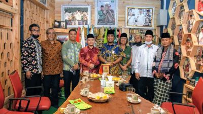 Terima Kunjungan Pengurus DPW PKS Riau, Ketum SANTANU Ajak Kader PKS Lawan Isu Radikalisme, Terorisme dan Berita Hoax
