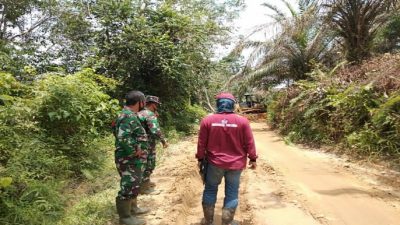 Kordinator Umum TMMD ke 110 Kodim 0313/KPR Terus Tinjau Progres Pembukaan Jalan