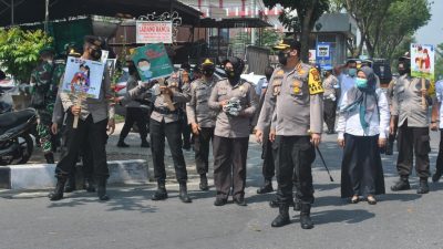 Kapolresta Bagikan 580 Masker Gratis ke Masyarakat