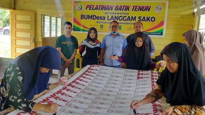 Langgam Sako, Satu-satunya BumDes Di Kabupaten Bengkalis Memproduksi Batik Tenun