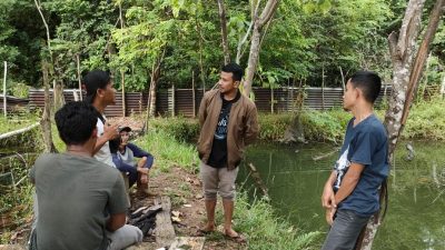 Petugas Penyuluh Perikanan Tabir Ilir Tinjau Lokasi Kolam Pokdakan Awak Kecik di Desa Mekar Limau Manis