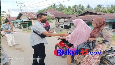 AJT Berbagi Takjil Pada Pengguna  Jasa Lalulintas dan Mempererat Tali Silaturahmi Sesama Jurnalis