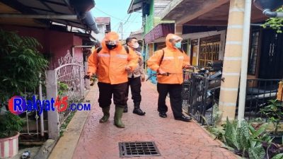 Cegah Klaster Baru,Tim Polres Inhil Semprotkan Disinfektan di Wilayah Terpapar Covid-19