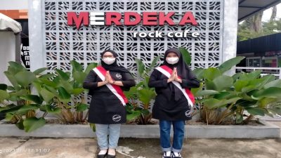 Ada Yang Unik di Merdeka Rock Cafe Dalam Memperingati HUT RI ke 76