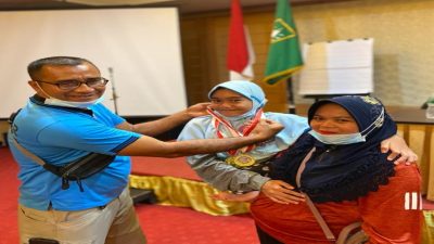 Pelatih Attlet Renang Difable Berharap Pemerintah dan Dermawan Beri Perhatian Kepada Latifah Fitri