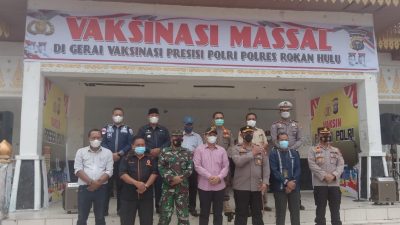 Wabub Besama Kapolres Rokan Hulu Tinjau Pelaksanaan Vaksinasi Targetkan Lima Ribu Peserta