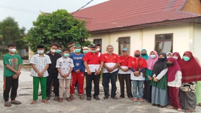 Jumat Barokah Pengurus DPC-PWRI Bengkalis Silaturahmi ke Panti Asuhan Dayang Dermah di Desa Senggoro