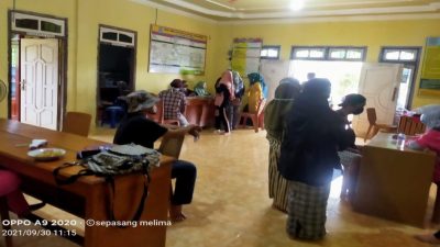 Pemdes Mekar Limau Manis Kembali Adakan Vaksinasi Covid 19 di Aula Kantor Desa