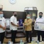 Penyerahan piagam penghargaan BKN Award 2021ini diserahkan oleh kepala BKN melalui kepala kanreg BKN Aceh Ojak Murdani,S.Sos.M.AP Kepada Bupati Aceh timur H. Hasballah Bin H.M .Thaib,SH