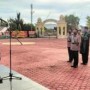 Ket : Kapolres Bengkalis Pimpin upacara serah terima jabatan di Halaman Mapolres Bengkalis (foto/Indra)