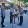 Ket : Upacara Serah Terima Jabatan Kapolsek Rumbai Pesisir di Halaman Depan Mako Polresta Pekanbaru Rabu 6 Oktober 2021 (foto/Istimewa)