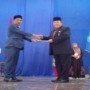 Ket gambar : Pisah sambut Rektor Universitas Dr.Bachtiar Akob M.Pd menyerahkan jabatannya kepada Rektor terpilih Dr.Ir.Hamdani, MT (foto/Susi)