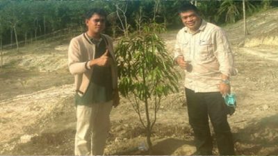 Kadis LHK Riau Ditemani Tim LHK Riau Normalisasi Sungai Bangko, Singgah ke Agro-Wisata Durian Musangking RR FARM