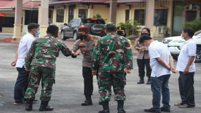 Sempena Menyambut Hari Santri Nasional, Polres Bersama Kodim 0303/Bengkalis Gelar Vaksinasi di Halaman Mapolres Bengkalis