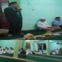 Ket : Jemaah Ikuti peringatan Maulid Nabi SAW Penuh Khidmat mendengar ceramah Ustadz Muhammad Isnaini, S.Pd tentang Pada malam saat Nabi Besar Muhammad Shalallaahu Alaihi Wassalaam Lahir (foto/Indra).