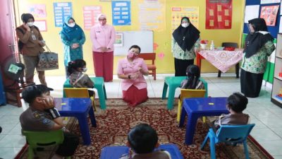 Ibu Ketua Bhayangkari Daerah Riau Lakukan Peninjauan di TK Kemala Bhayangkari 8 Bengkalis