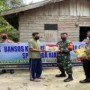 Ket : Paket sembako disebar para Bhabinkamtibmas dan Babinsa kepada masyarakat kurang mampu di sekitar SPN Polda Riau (foto/istimewa)
