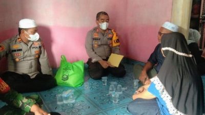 Kapolres Merangin Hadir Takziah Kerumah Duka Anggota Kodim 0420 SARKO