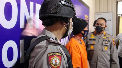 Kapolresta Melakukan Pengungkapan Kasus Pembunuhan di Hotel Holiday Pekanbaru