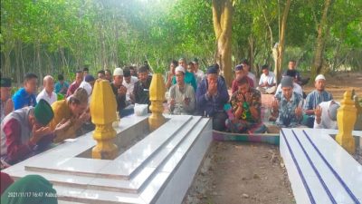 Mulai Menyibak Misteri Makam Dengan Nisan Berkepala Emas