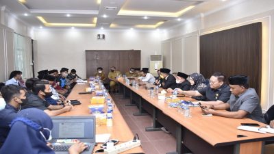 Terkait Perizinan Penambang Pasir di Kecamatan Rupat, DPRD Kabupaten Bengkalis Lakukan Pertemuan Lintas Komisi