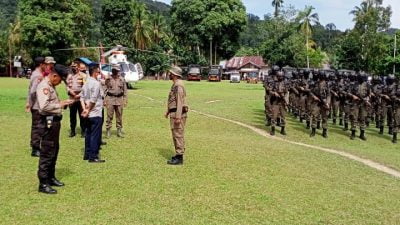 Buka Latihan Berganda Brimob Remaja, Kapolda : Taklukkan Bukit Barisan Ini, Buru Perusak Hutan