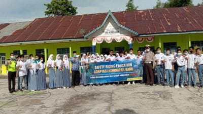 Kamsel Sat Lantas Adakan Safety Riding di SMAN 7 Merangin