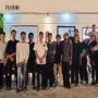 Taks foto : KFR, para sineas, mahasiswa yang hadir nonton bareng di Floor Coffee & Space foto bersama, Jum'at (24/12/2021).
