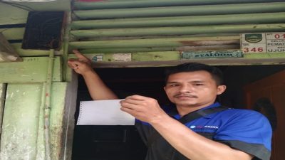 Oknum Karyawan PLN Ujung Batu, Bongkar Meteran Konsumen di Saat Pemilik Sedang Tidak Berada Dirumah