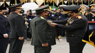 Sematkan Bintang Bhayangkara Pratama, Kapolri Komitmen Terus Lakukan Pembenahan Organisasi dan Pelayanan