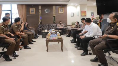 Silaturahmi Dengan Kejati Riau, Kapolda M Iqbal: Kejaksaan Adalah Mitra Strategis Dalam Penegakan Hukum