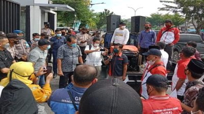 Laporan Tidak di Tanggapi, PMP, LIRA dan Mahasiswa Geruduk Kantor Kejari, Mereka Meminta Periksa Mantan PLT Sekwan DPRD Pekanbaru