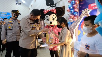 Tinjau Pelaksanaan Vaksinasi Massal di Bengkalis, Wakapolda Riau: Mari Terus Gelorakan Untuk Keselamatan Masyarakat