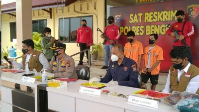 Lakukan Perlawanan Saat Ditangkap Satreskrim Polres Bengkalis berikan Tembakkan di Kaki kepada Kedua Pelaku Pembunuhan dan Sodomi