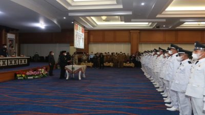 Bupati Rohul Lantik 22 Kades yang Terpilih di Convention Hall Islamik Center