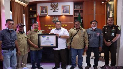 Kejari Rohul Dapat Apresiasi dari PD IWO, Bukti Nyata Kembalikan Kerugian Negara