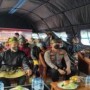 Teks foto : Ketua LAMR, Feryandi, Kapolres AKBP Dian Setyawan (tengah) dan Kajari Inhil di dalam tenda pelaksanaan Vaksinasi (Istimewa).