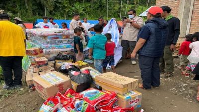 TLCI Chapter 2 Riau Peduli, Serahkan Bantuan Langsung ke Korban Gempa Pasaman