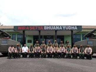 Teks foto : Kapolda Riau Irjen Mohammad Iqbal foto bersama di Markas TNI Kota Dumai (Istimewa).