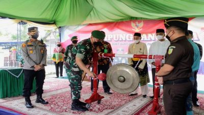 Dandim 0303/Bengkalis Letkol Inf Endik Yunia Hermanto Resmikan Kampung Pancasila