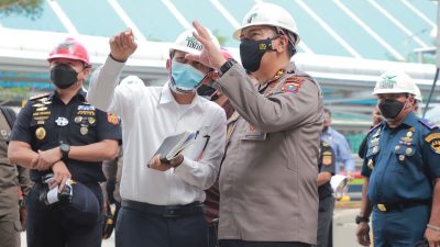 Pastikan Proses Produksi Berjalan Baik Hulu Hingga Hilir, Kapolda Riau Tinjau Kilang PT Wilmar Group Kawasan Industri Dumai