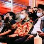 Teks foto : Ketua LPM Propinsi Riau,T.Rusli Ahmad, SE, MM bersama Walikota Pekanbaru Dr. H Firdaus, ST, MT hadiri gelar JAS festival Agus Salim (foto/dok.Forum Jurnalis PWNU Riau).