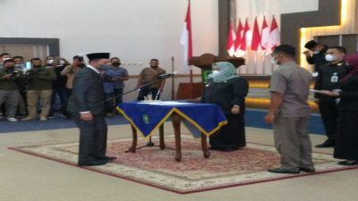 147 Pejabat Tinggi Pratama Administrator, Pengawas dan Non Esselen yang di Lantik Bupati Kasmarni