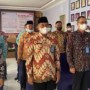 Teks foto : Kalapas Bengkalis Edi Mulyono, bersama Pejabat Struktural dan Staff mengikuti giat Apel seluruh jajaran di lingkungan Kementerian Hukum Dan Ham  di aula Lapas Kelas IIA Bengkalis (foto/dok.Humas Lapas Bengkalis).