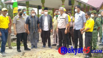 Tinjau Pelebaran Jalan Desa Penampi, Gubri Syamsuar : Program Padat Karya Juga Membantu Perekonomian Masyarakat Sekita