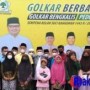 Teks foto : Ketua DPD I Golkar Provinsi Riau Drs. H. Syamsuar, M.Si dan Ketua DPD II Golkar Bengkalis Syahrial, ST.,M.Si befoto bersama dengan Anak-anak Panti asuhan Dayang Dermah (fotodok.Indra).